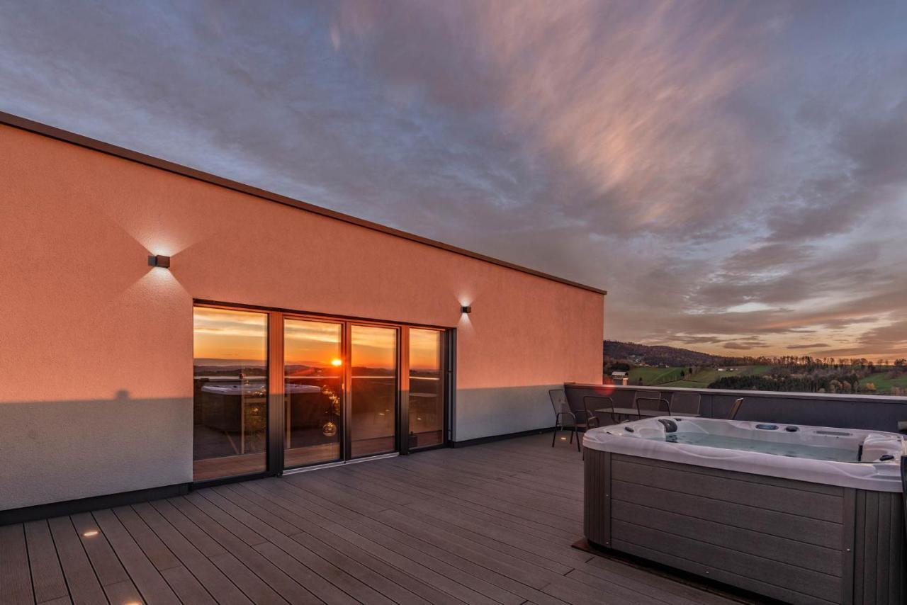 Moderne Villa Mit Whirlpool Und Heimkino Waldkirchen Esterno foto